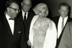 Платье легендарной Мэрилин Монро с молотка ушло почти за 5 миллионов долларов