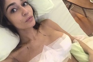 Алена Водонаева уменьшила грудь на два размера.