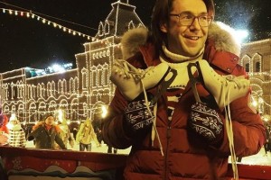 Андрей Малахов поздравил поклонников с Новым годом своим оригинальным снимком