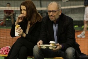 Телеведущий Александр Гордон стал отцом в третий раз