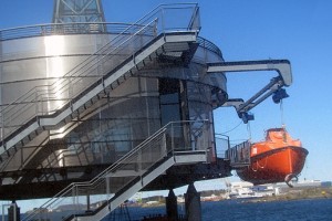 Норвегия, как и Россия, испытывает острую нехватку в квалифицированных кадрах, особенно в нефтегазовом секторе