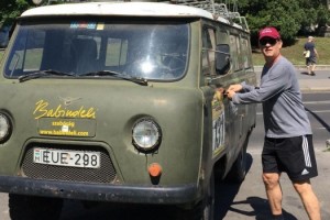 Том Хэнкс выбрал для себя советский автомобиль