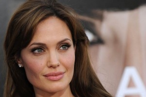 Анджелина Джоли снимется в сериале о сирийских мигрантах в Турции