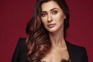 ПЕВИЦА TAYANNA ПРЕЗЕНТОВАЛА НОВЫЙ КЛИП