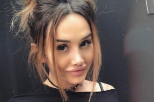 Марина Мексика хвастается увеличенной грудью