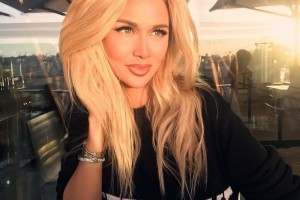 Виктория Лопырева переборщила с фотошопом