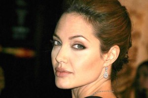 Анджелина Джоли выходит замуж