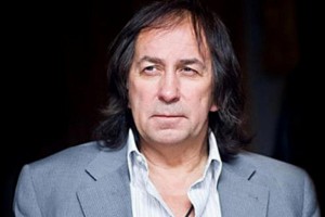 Актер Александр Иншаков пожаловался на обыск в его квартире