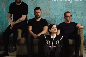Cranberries показали новое звучание старых песен.........................................