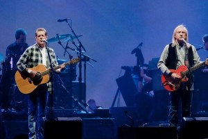 Рок-группа Eagles судится с мексиканским отелем Hotel California