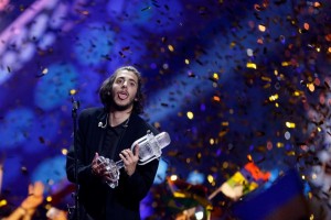 О ЧЕМ ПОЕТ ПОБЕДИТЕЛЬ ЕВРОВИДЕНИЯ 2017 САЛЬВАДОР СОБРАЛ?