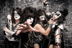 На KISS всегда смотрели с опаской