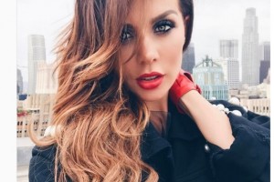 Анна Седокова оставила сына ради работы