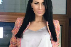 Элина Камирен рассказала, почему мужчинам нельзя дарить подарки