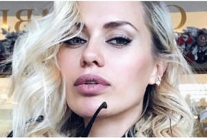 Виктория Боня отдыхает с самым сексуальным преступником в мире