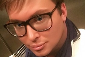 Фото обнаженного Егора Холявина вызвало жаркие споры
