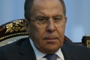 Сергей Лавров мужественно противостоит вредной привычке