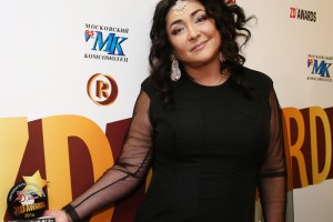 ЛОЛИТА ПОПАЛА В «ЧЕРНЫЙ СПИСОК» «РУССКОГО РАДИО»