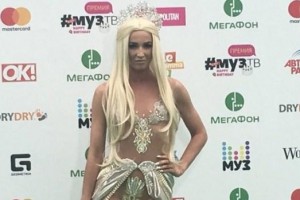 Ольга Бузова вызвала шквал негатива и критики из-за наряда на премии МУЗ - ТВ