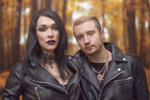 Участница «Битвы экстрасенсов» Илона Новоселова выпала с шестого этажа и разбилась насмерть!