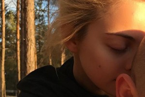 Солистка группы «Серебро» встречается с Ильей Капустиным из «Грибов»?