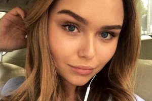 С КЕМ ВСТРЕЧАЕТСЯ СТЕФАНИЯ МАЛИКОВА