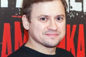 Звезда сериала «САШАТАНЯ» стал вновь курьером