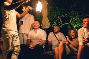 В реабилитационном центре Дана Борисова требует относиться к ней, как к звезде