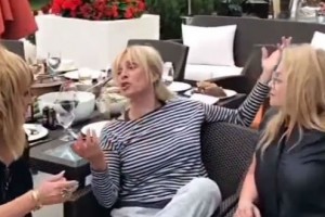 Пугачева, Вайкуле и Долина взорвали Instagram смешным видео