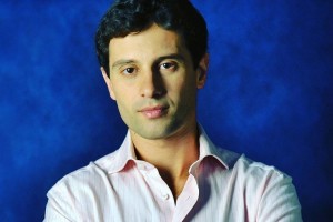 Антон Макарский закатил вечеринку, из-за которой пришлось извиняться