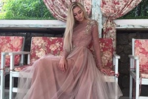 Елена Хромина заявила, что Саймон Марданшин бросил её, так как не прошёл проверку
