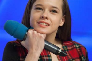 Катерина Шпица читает отрывки из сборника Бунина "Темные аллеи"