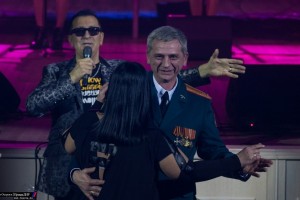 Российские звезды приехали на Донбасс "поднять настроение" главарю ДНР: опубликованы фото и видео Буйнов, Стоцкая и Майданов выступили в Донецке и Луганске