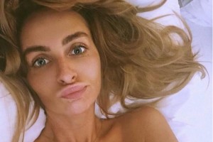 Пользователи Сети отметили, что Екатерина Варнава в погоне за красотой изменилась до неузнаваемости