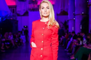 Участница группы "Фабрика" Александра Савельева сменила свой стиль