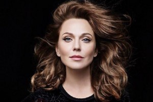 Альбина Джанабаева рассказала об отношениях в "ВИА Гре"
