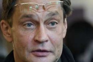 Домогаров ушел из театра со скандалом