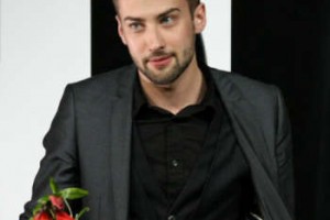 Дмитрий Шепелев встречает 8 марта с новой девушкой
