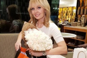 ВАЛЕРИЮ КРИТИКУЮТ ЗА НАРЯД