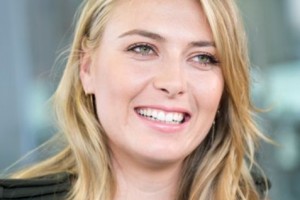 Марию Шарапову раскритиковали за снимок возле флага США