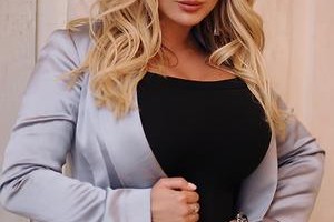 Анна Семенович закатила скандал в ЦУМе