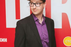 Актер Никита Тарасов принимал роды у двух жен