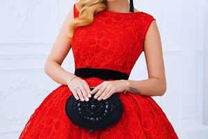 Ксения Бородина проходит курс болезненных процедур Телеведущая спасает свои волосы.