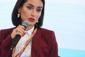 Тина Канделаки станет многодетной мамой