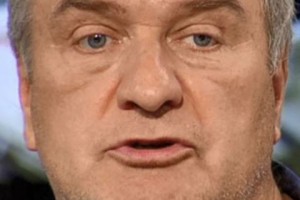 Александр Балуев пытается избавиться от детских комплексов