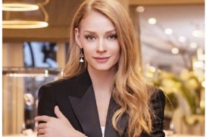 «На острие»: Ходченкова стала самой красивой саблисткой России