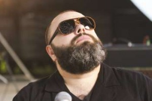 Известный продюсер посвятил песню жертвам кемеровской трагедии