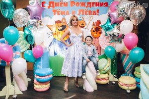 Поля Полякова отметила совместный день рождения двух сыновей