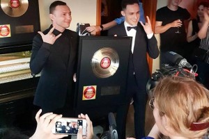 Самал Еслямова и Рома Зверь стали триумфаторами Каннского кинофестиваля