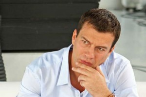 Андрей Чернышов признался в вынужденной разлуке с женой
